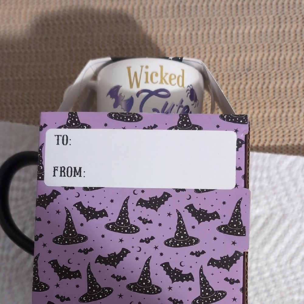 Wicked Witch Purple & Black Mug & Mini Set New - Picture 3 of 5